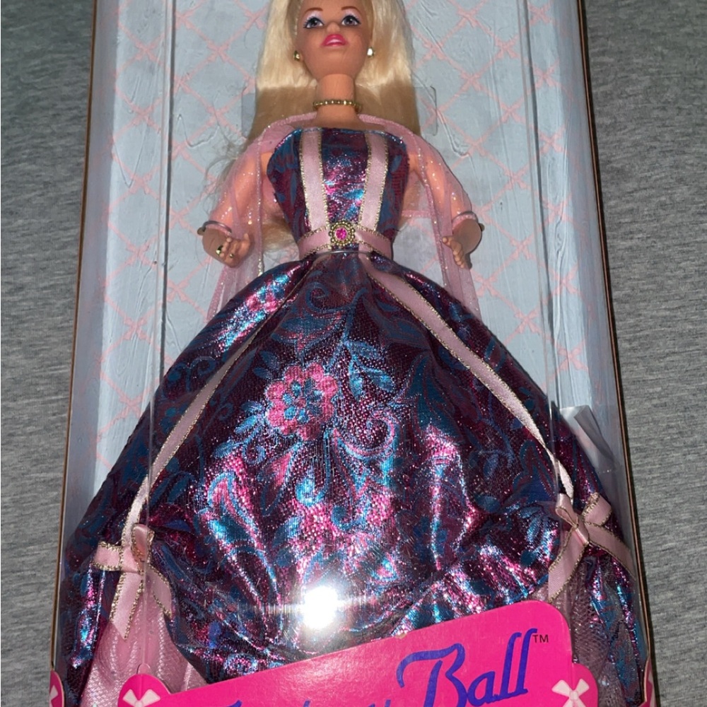 1997 Kay Bee Special Edition Fantasy Ball Barbie Doll